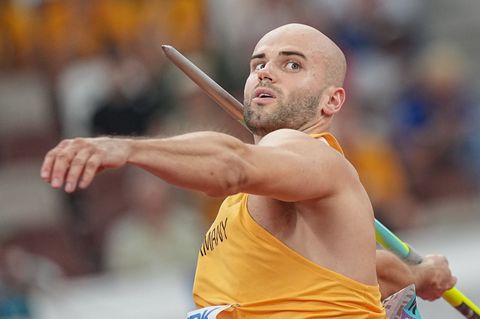 Speerwerfer Julian Weber steht im WM-Finale. Foto: Michael Kappeler/dpa