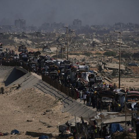 Die EU-Kommission reagiert mit einem neuen Sanktionsvorschlag auf die Lage im Gazastreifen. Foto: Abdel Kareem Hana/AP/dpa