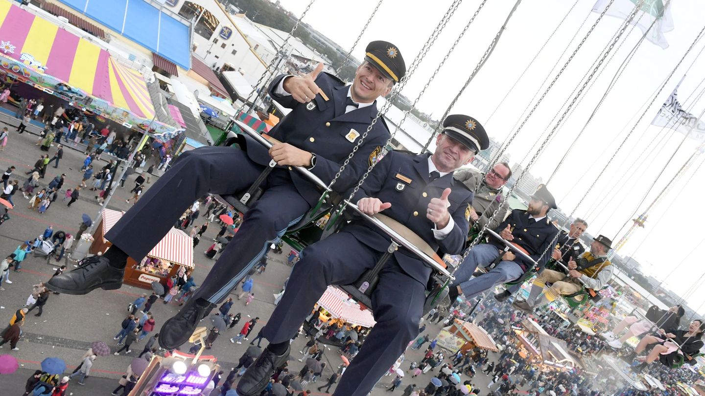 Die Polizei ist mit der "Wiesnwache" und zahlreichen Einsatzkräften auf dem Oktoberfest präsent. (Symbolbild) Foto: Felix Hörhag