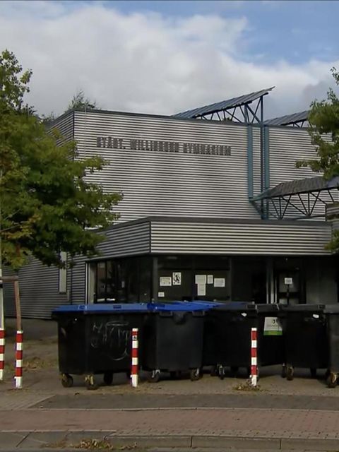 Jahrelang kranker Lehrer bekleidet Schulleiter-Posten an zwei Gymnasien