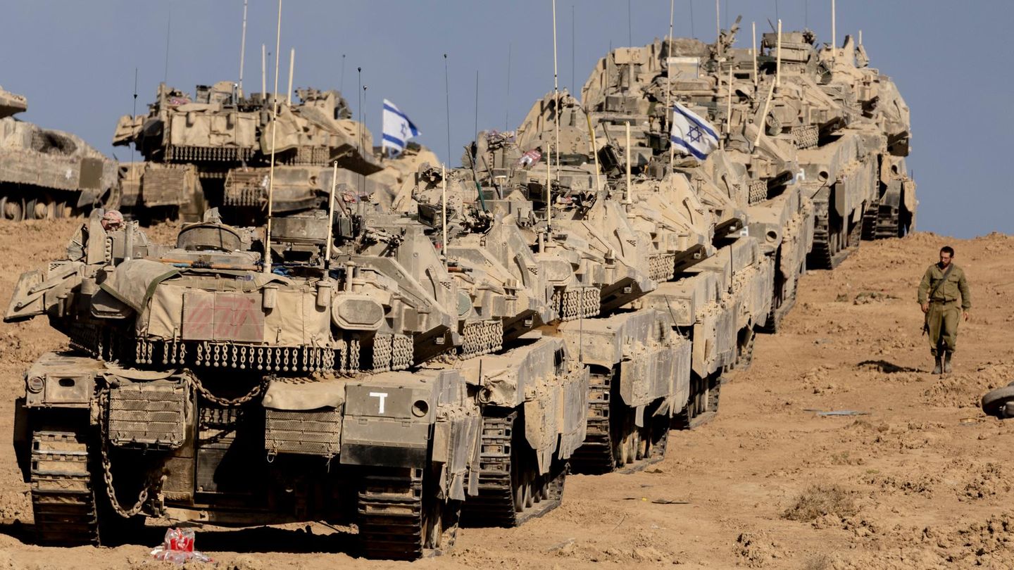 Merkava-Panzer der israelischen Armee an der Grenze zu Gaza: Es drohen hohe Verluste