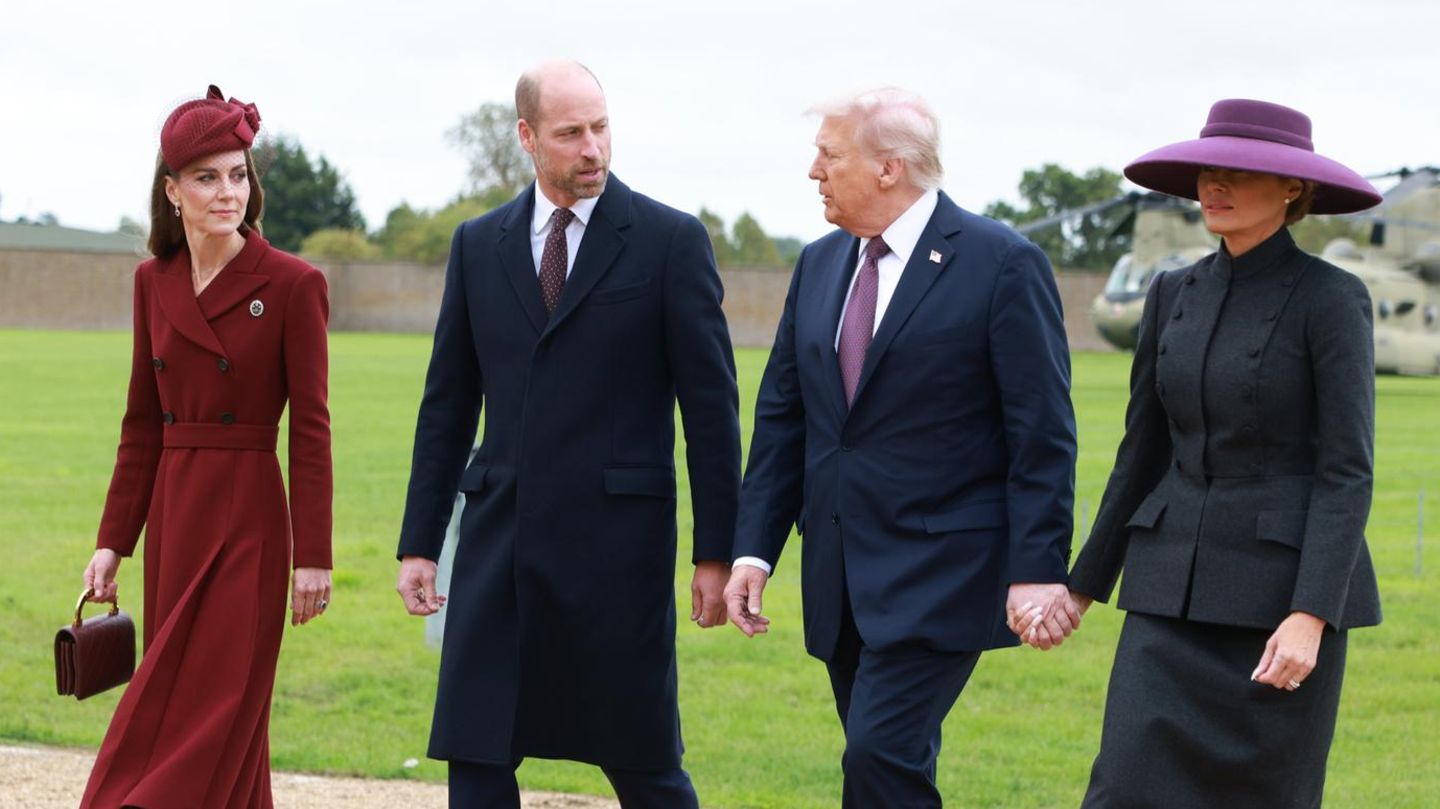 Donald Trump: British Royals receive the US President in Windsor