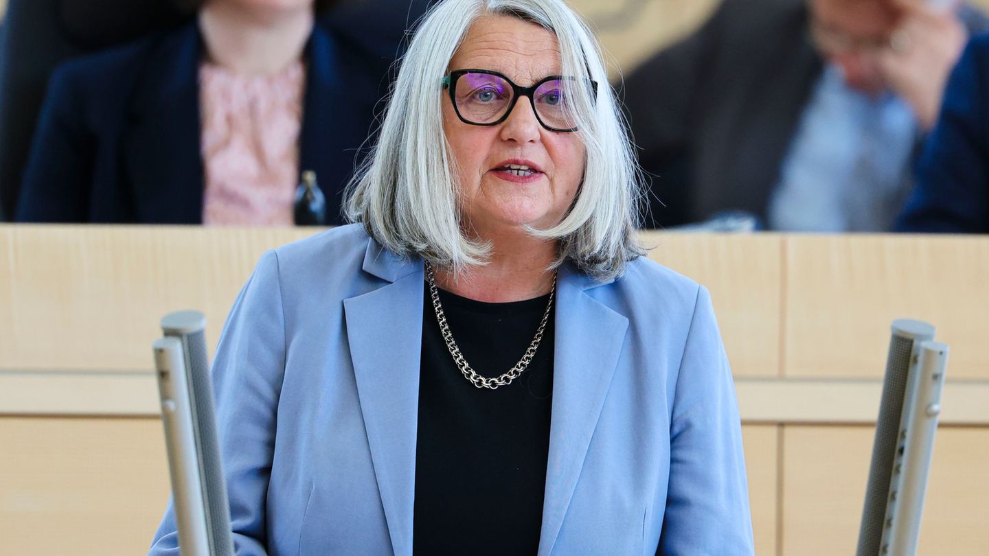 Kulturministerin Dorit Stenke eröffnet die Schleswig-Holsteinische Landesbibliothek. (Archibild) Foto: Frank Molter/dpa
