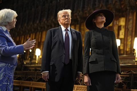Donald und Melania Trump in der St.-Georgs-Kapelle auf Schloss Windsor.