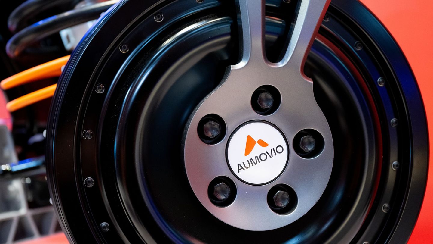 Auto industry: Aumovio because of the split off of Continental in the DAX