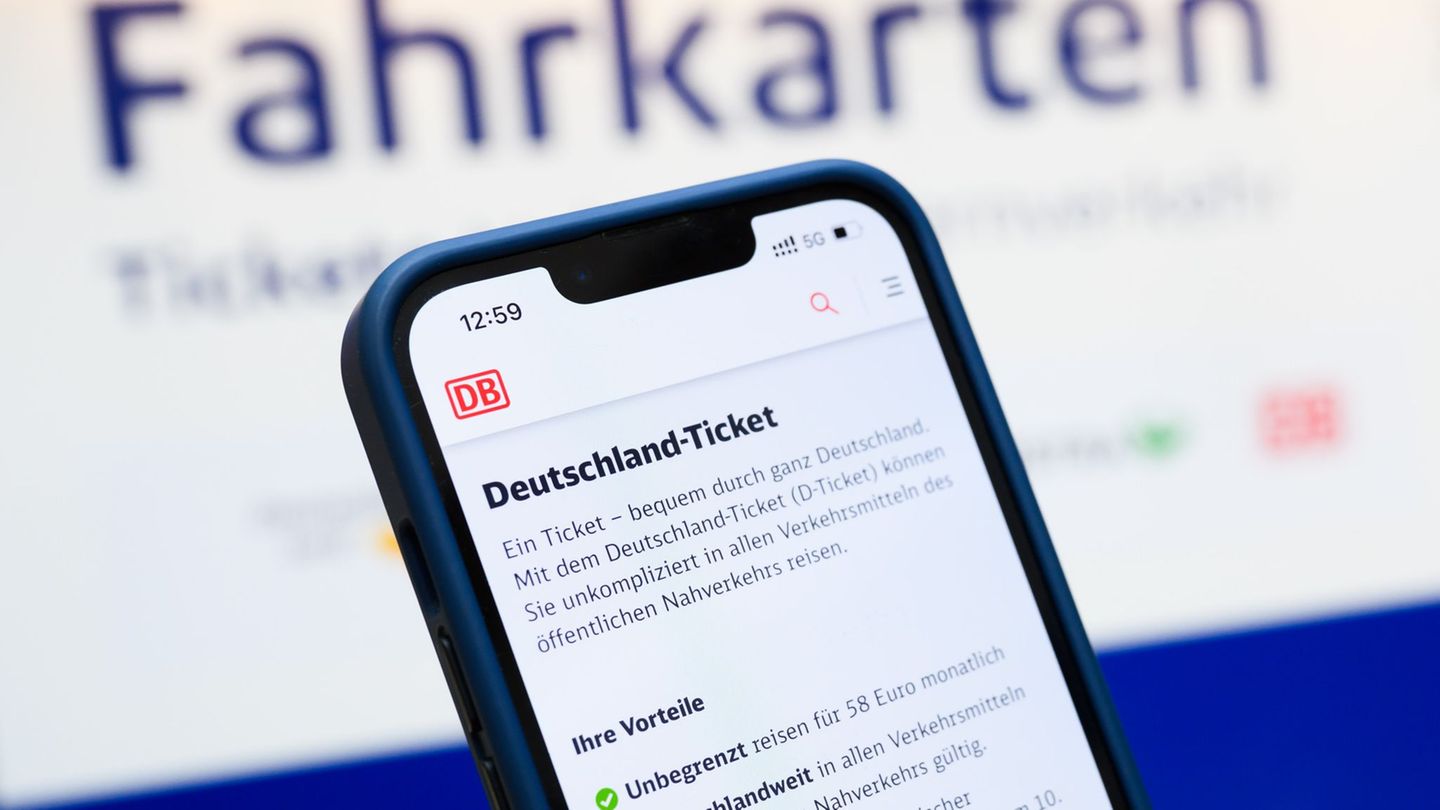 Was kostet das Deutschlandticket ab Januar? Diese Frage soll sich nach Vorstellung von Verkehrssenatorin Ute Bonde (CDU) heute i