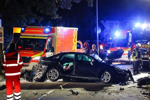 Der Fahrer des Wagens starb noch am Unfallort. Foto: Abex Talash/dpa