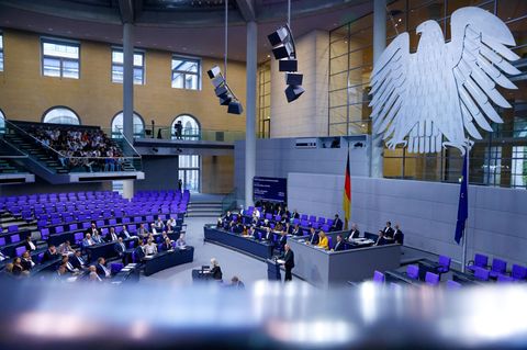 Haushalt 2025: Kuriose Tradition im Bundestag: Entdecken Sie das Codewort?