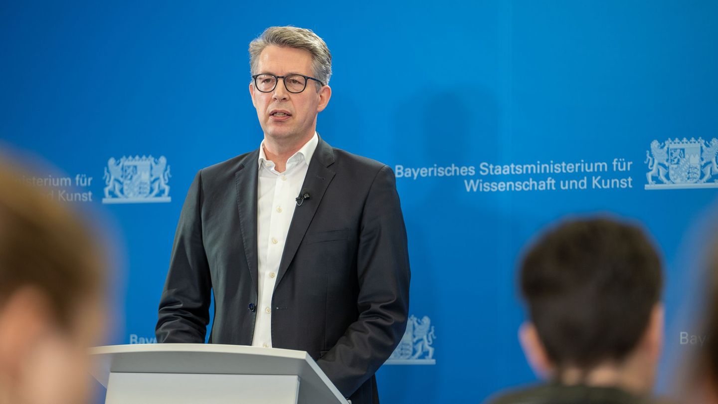Der Staat fördert Unternehmen, die in Forschung investieren, schon steuerlich - das reicht Bayerns Wissenschaftsminister Blume a