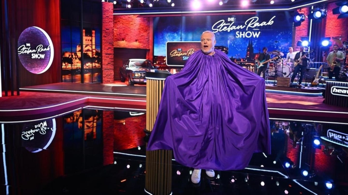 Stefan Raab ließ lange offen, ob auch er keine Klamotten trägt