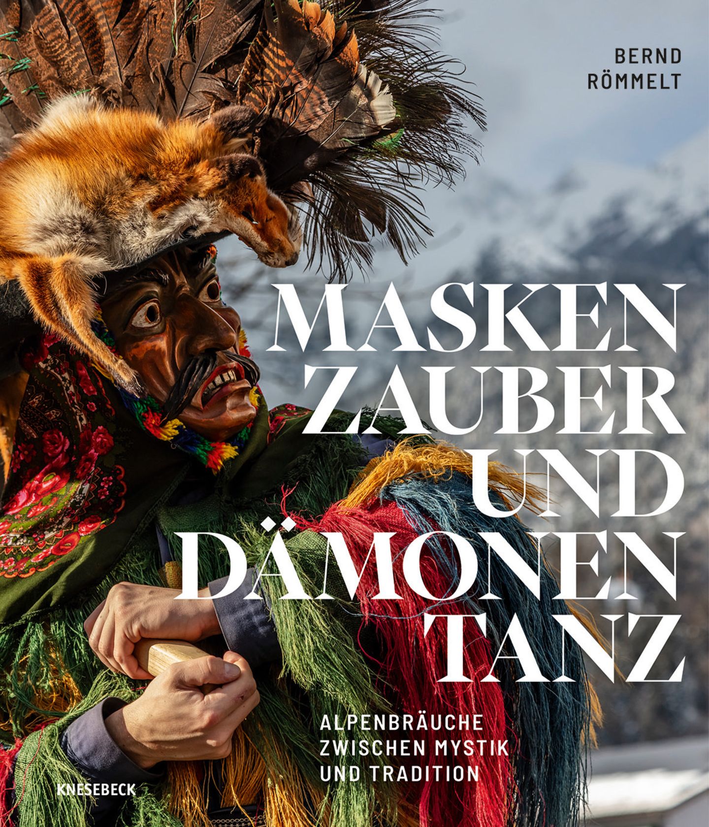 Weitere Bilder finden Sie in dem Bildband "Maskenzauber und Dämonentanz – Alpenbräuche zwischen Mystik und Tradition" von Bernd Römmelt. Das Buch kostet 40 Euro   
