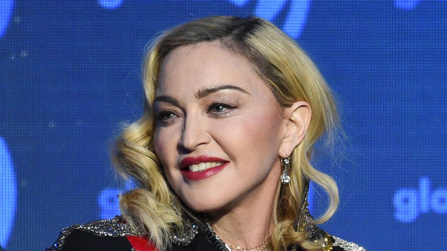 US-Pop-Star Madonna lacht bei der Verleihung der 30. GLAAD Media Awards in New York 2019