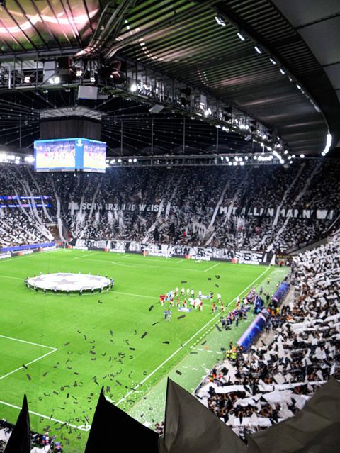 Beeindruckende Atmosphäre beim Spiel in Frankfurt gegen Galatasaray Istanbul
