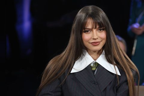 Nina Chuba zu Gast in der "NDR Talk Show".