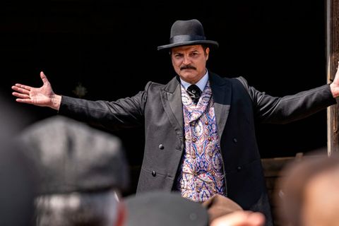 "Oktoberfest 1905": Curt Prank (Mišel Matičević) ist fünf Jahre nach Einführung der bahnbrechenden Bierburgen fest entschlosse