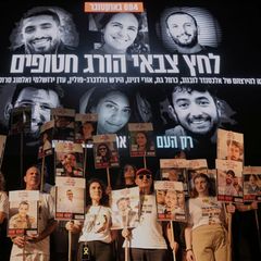 Angehörige protestieren in Israel für ihre Freilassung: 47 Geiseln halten die Hamas noch im Gazastreifen fest