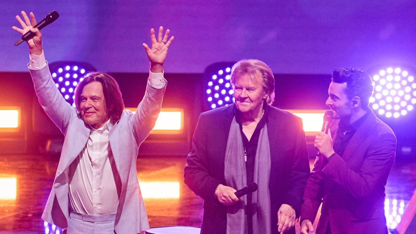 Er sorgte in der "Giovanni Zarrella Show" mit Howard Carpendale für einen Überraschungsauftritt: Schlagerstar Jürgen Drews (l.)
