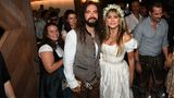 Heidi Klum feierte ganz in Weiß mit Ehemann Tom Kaulitz im Käferzelt