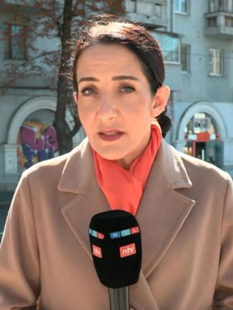ntv-Reporterin Kavita Sharma aus Charkiw