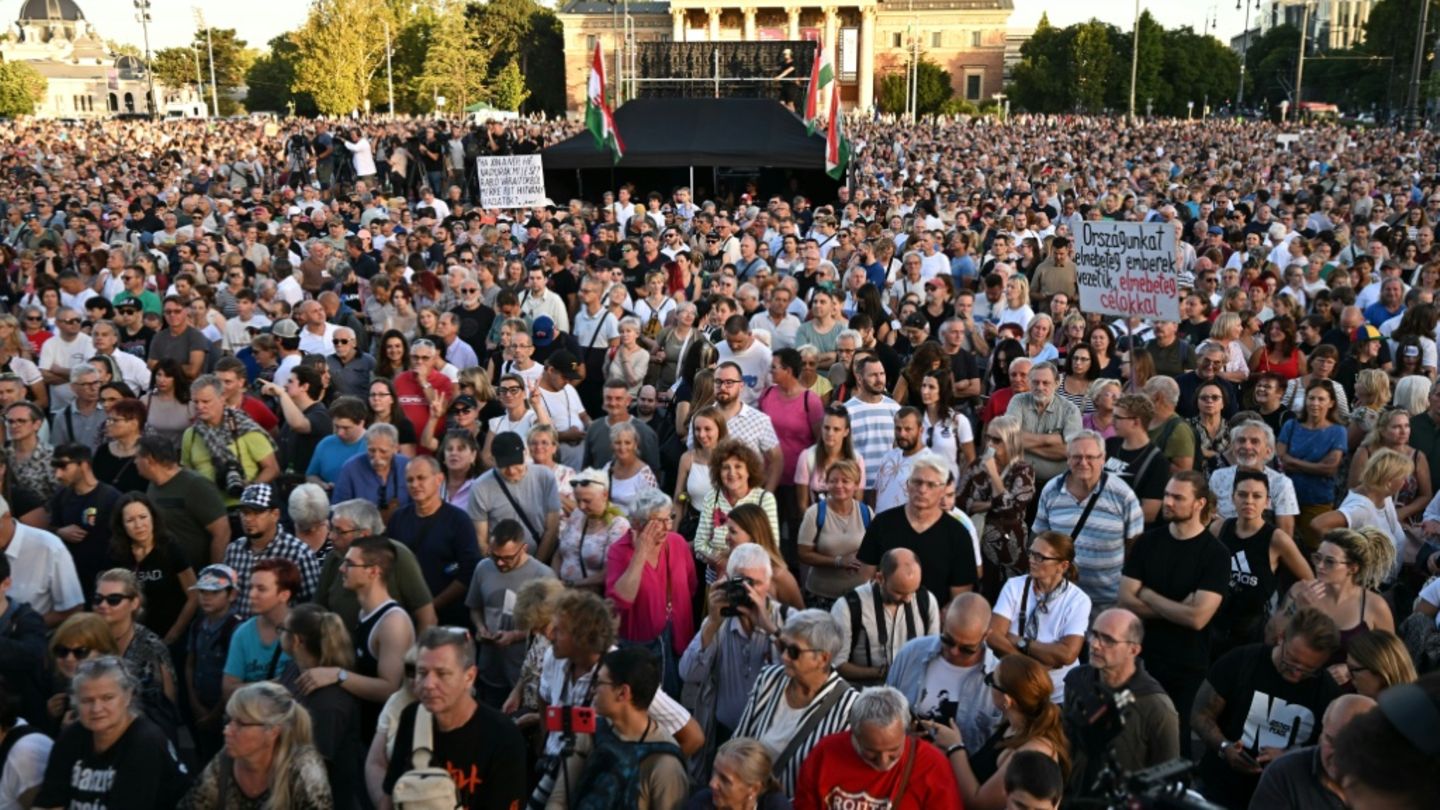 Demonstranten im Zentrum von Budapest