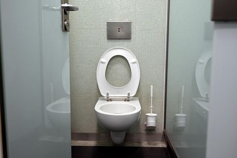 Eine Toilette.