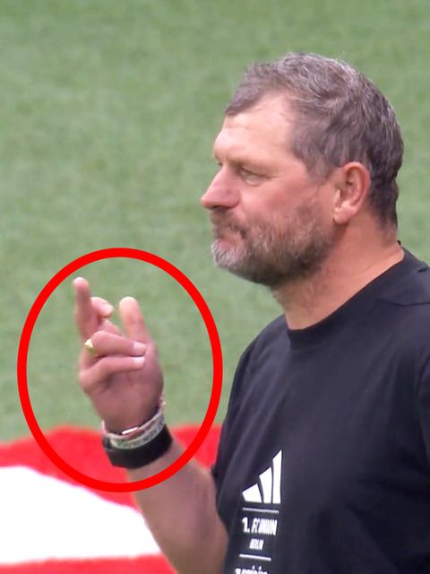 Eklat in Frankfurt: Baumgart zeigt Mittelfinger und fliegt vom Platz