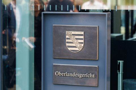 Eingang zu Oberlandesgericht Dresden