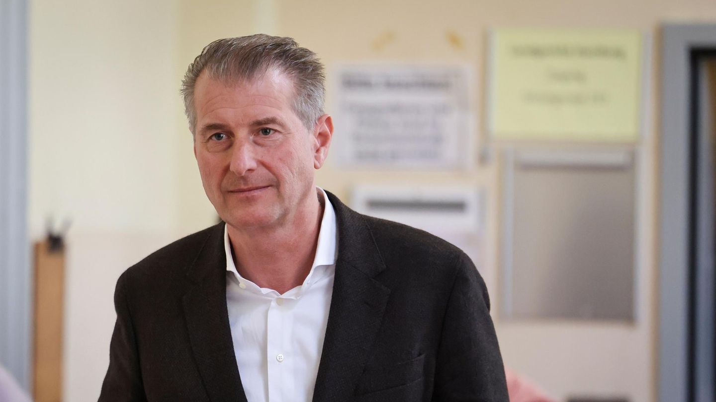 Stephan Hensel im Hamburger Landgericht im Prozess gegen Christina Block