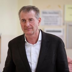 Stephan Hensel im Hamburger Landgericht im Prozess gegen Christina Block