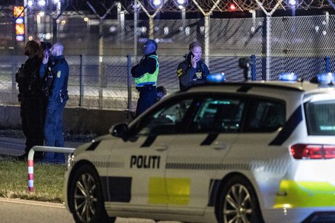 Polizei vor Ort am Flughafen in Kopenhagen