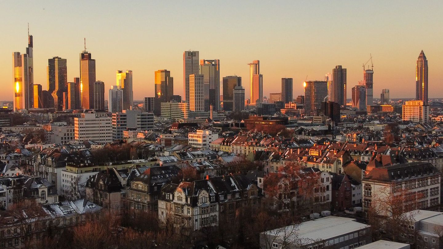 Study by the Großbank UBS: Real estate prices in Frankfurt and Munich decreased significantly