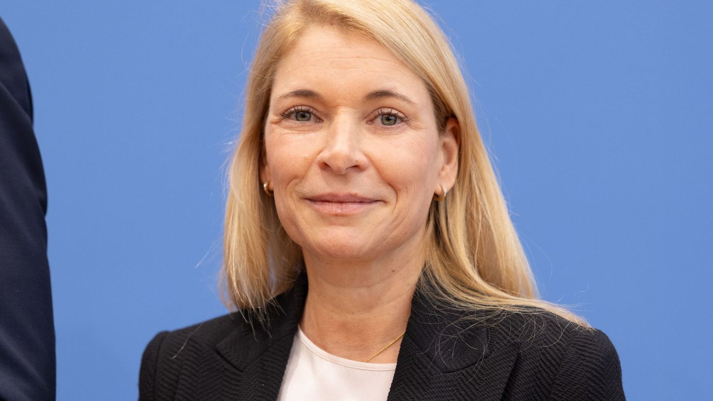 Trotz Gegenstimmen: Evelyn Palla ist vom Aufsichtsrat der Deutschen Bahn zur neuen Konzernchefin berufen worden. Foto: Andreas G