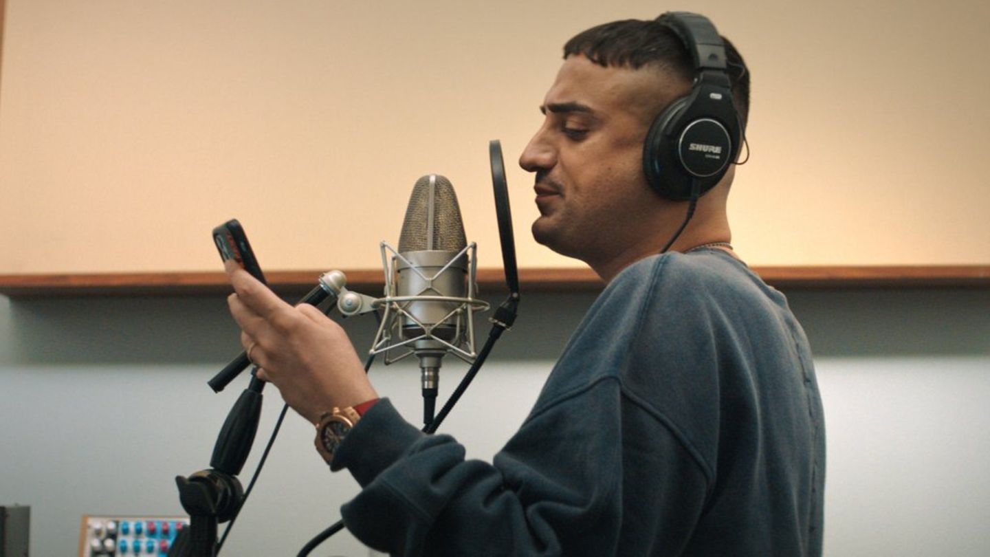 Mit bürgerlichem Namen heißt Rapper Haftbefehl Aykut Anhan.