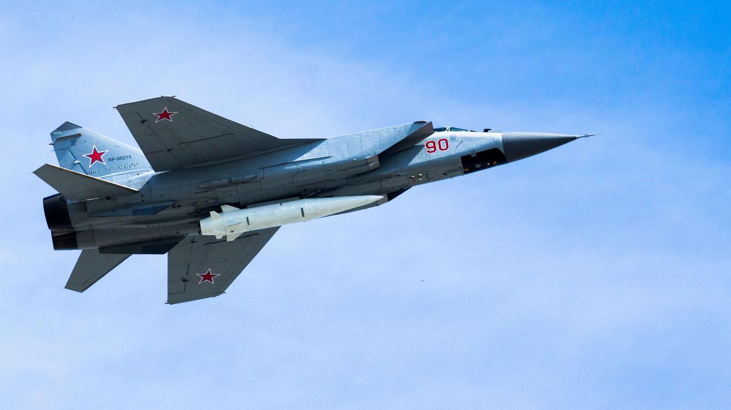 NATO warns Russia for airspace injuries: will defend us