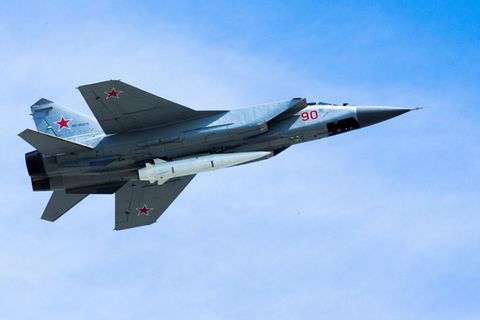 Ein Mikoyan MiG-31 Abfangjäger der Luftwaffe Russlands