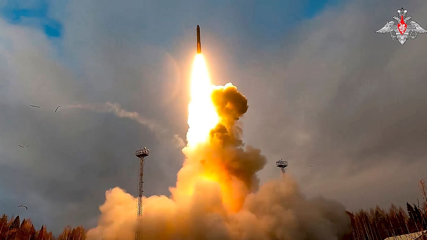 Russland ist bereit, sich ein Jahr lang weiter an die Begrenzungen seiner Atomsprengköpfe und Trägerraketen gemäß dem derzeitige