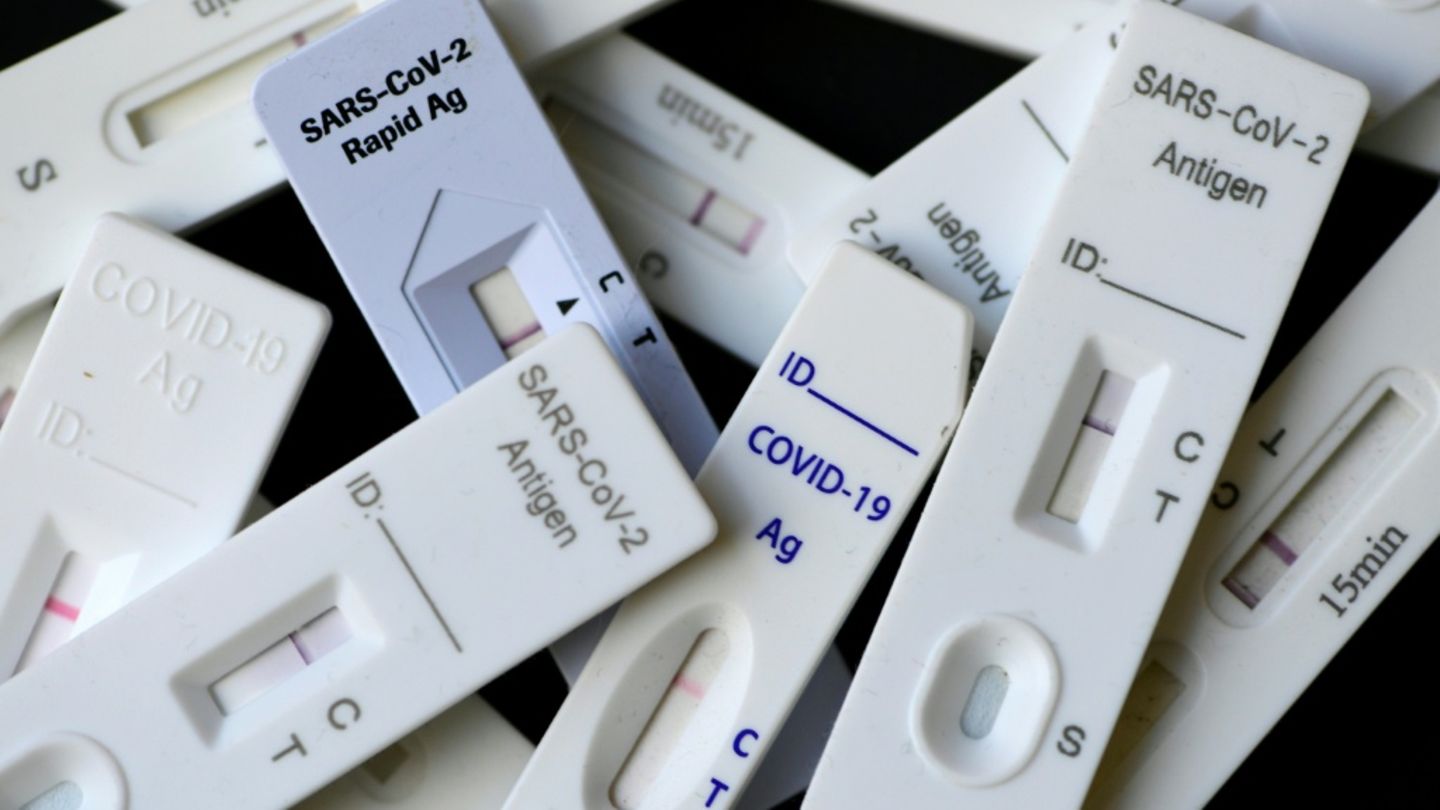 Benutzte CoronasSchnelltests