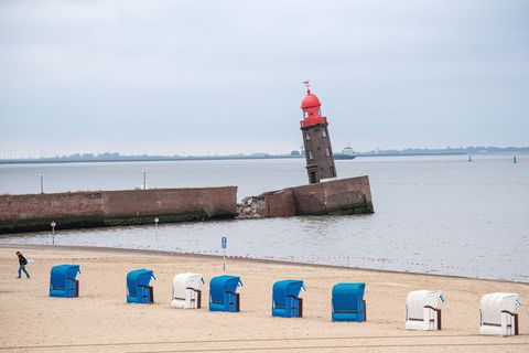 Die Nordmole in Bremerhaven soll neu gebaut werden. (Archivbild) Foto: Sina Schuldt/dpa