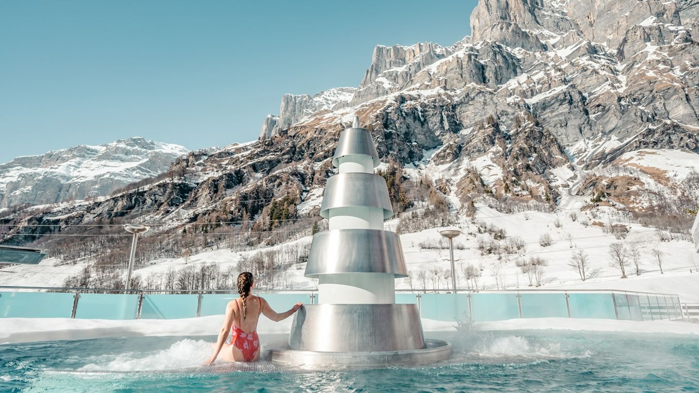 Die Leukerbad Therme ist ein alpines Wellness-Paradies, in dem dank des breiten Angebots sowohl Spaß als auch Erholung winken