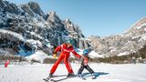 Der Snowpark Sportarena in Leukerbad ist der ideale Ort für Groß und Klein, um das Skifahren zu erlernen