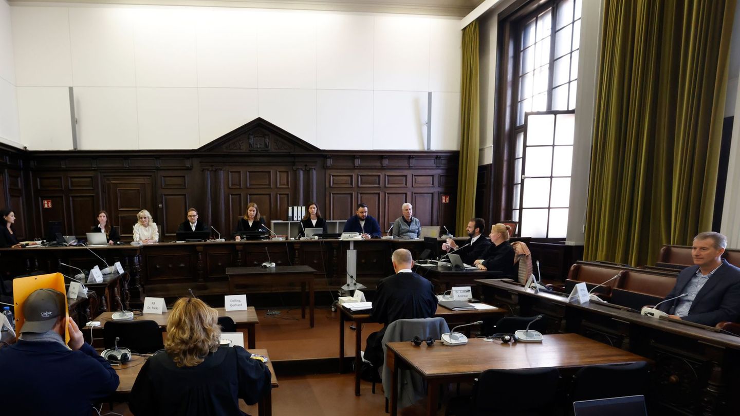 Viele Wortgefechte zwischen den Anwälten bestimmten den zwölften Verhandlungstag. Foto: Georg Wendt/dpa-Pool/dpa
