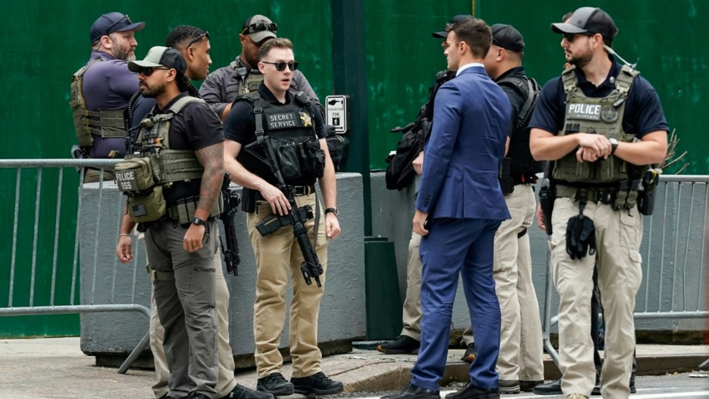 Beamte des Secret Service vor dem UN-Hauptquartier