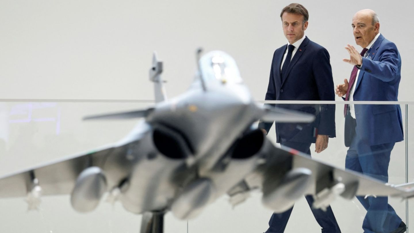 Emmanuel Macron und Eric Trappier