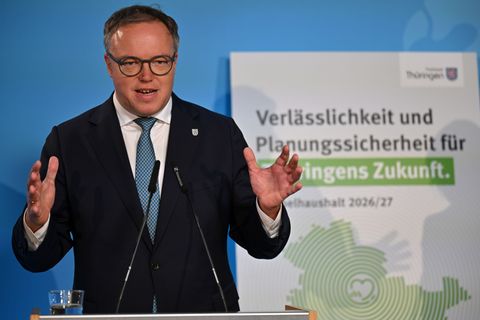 Thüringens Ministerpräsident Mario Voigt (CDU) sieht beim Ausbau der Verteidigungsfähigkeit Deutschlands in den ostdeutschen Län