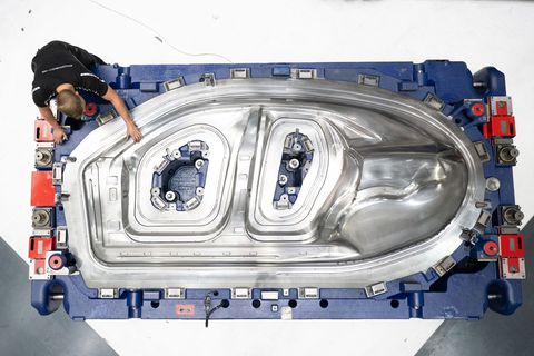 Während die Absatzkrise drückt, läuft die Produktion an den deutschen Standorten weiter auf Hochtouren. Foto: Sebastian Kahnert/