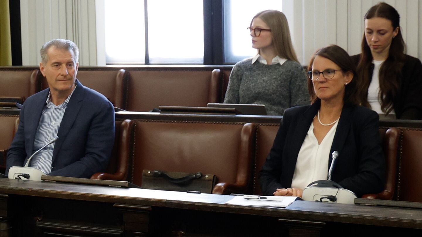 Stephan Hensel, Ex-Mann und Vater der Kinder von Christina Block, vor Gericht in Hamburg