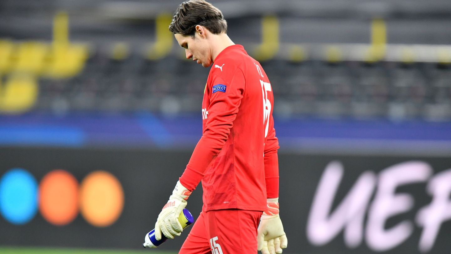 Ex-Bundesliga-Torwart Marwin Hitz fehlt dem FC Basel in Freiburg. (Archivbild) Foto: Martin Meissner/AP-Pool/dpa