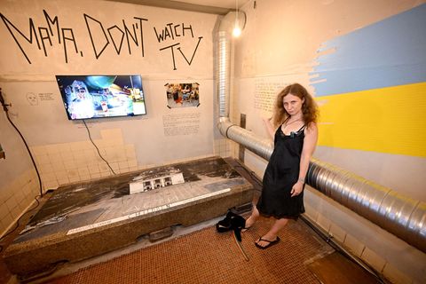 Das Musikvideo "Mama, Don't Watch TV" war auch in einer Ausstellung im Haus der Kunst in München zu sehen. (Archivbild) Foto: Fe