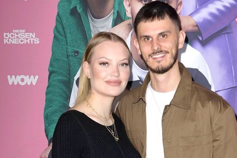 Nino Sifkovits, Ehemann von Cheyenne Ochsenknecht, moderiert künftig "Der Promihof".