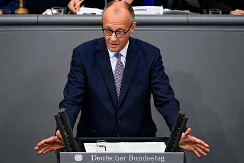 Merz am Mittwoch im Plenum